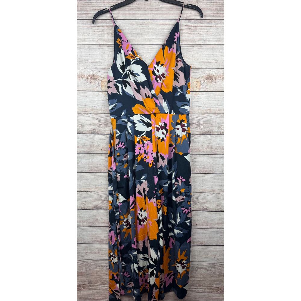 H&M Floral Cropped Jumpsuit W/ V-neck